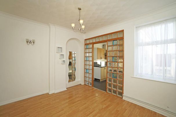 2 bedroom terraced house to rent - Photo 1