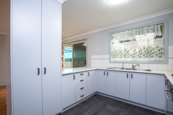 2/26 Jackling Drive, Lavington - Photo 1