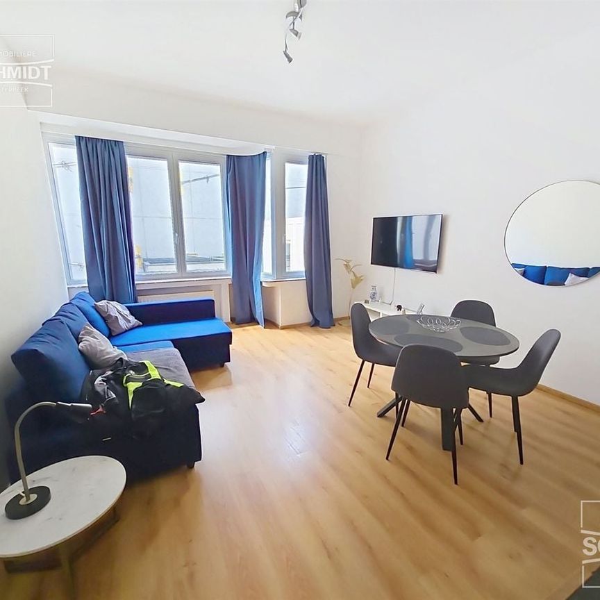 Appartement te huur in Brussel voor € 1.150 met 1 slaapkamer - Photo 1