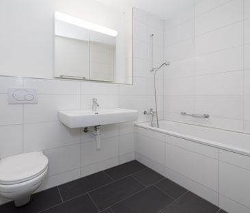 2.5 Zimmer, 64 m², 2. Stock - Photo 3