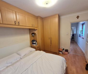 Ashbourne Close, London W5 - Photo 4