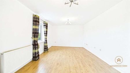 Oakside Court, Fencepeice Road, Ilford, Essex, IG6 - Photo 2