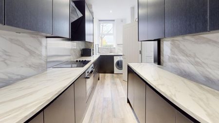 3 bedroom terraced house to rent - Photo 5