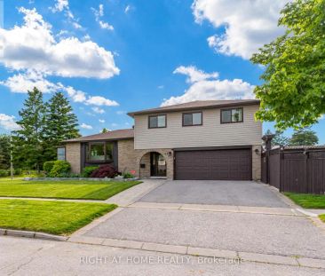51 LEWIN CRESCENT — 4 Bedroom - Photo 1
