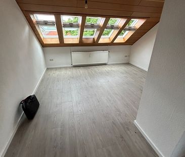 Günstige Dachgeschosswohnung in Nienburg zu vermieten - Foto 3