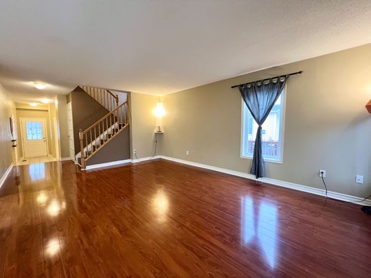 For Lease - 21 Karendale Street, Barrhaven, Ontario - Photo 1