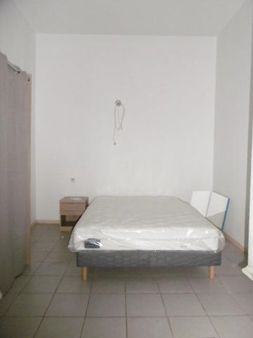 Location Appartement 2 pièces 42m² - Photo 5