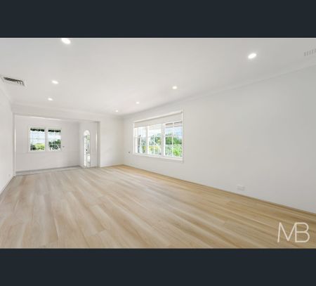 14 Fairlight Avenue, Killara, NSW 2071 - Photo 2