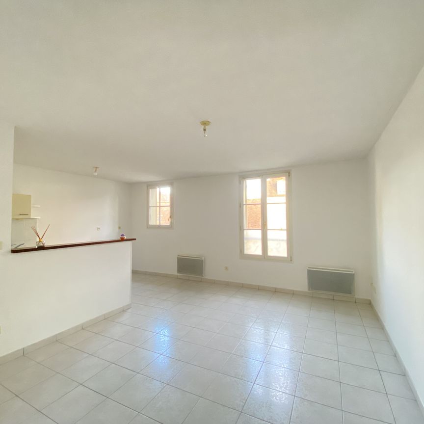 Location Appartement 2 pièces 45m² TROYES 10000 - Photo 1