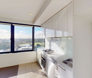The Perfect Blend of Practicality and Position - Photo 4