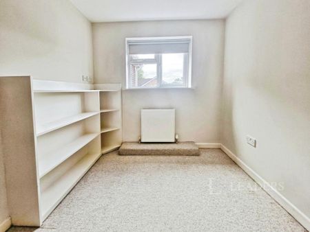 4 bedroom house to rent - Photo 3