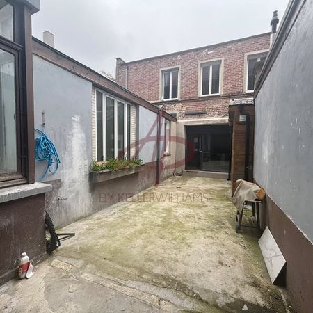 Location Appartement 1 pièce 232m² ROUBAIX 59100 - Photo 4