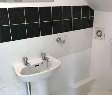 1 bedroom cottage to rent - Photo 5