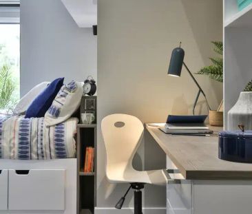 Classic Townhouse - Photo 6