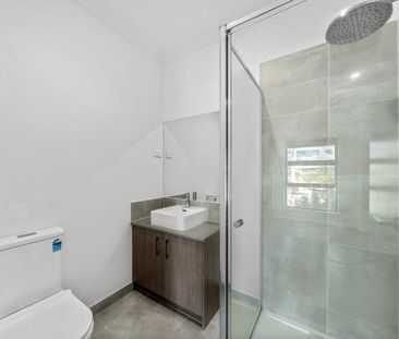 Immaculate Deanside Home - Photo 6