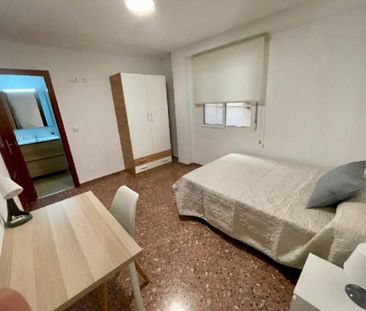Apartamento de alquiler en Centre - Zona Alta - Photo 4