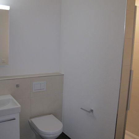 2.5-room apartment on the ground floor with garden seating - Photo 4