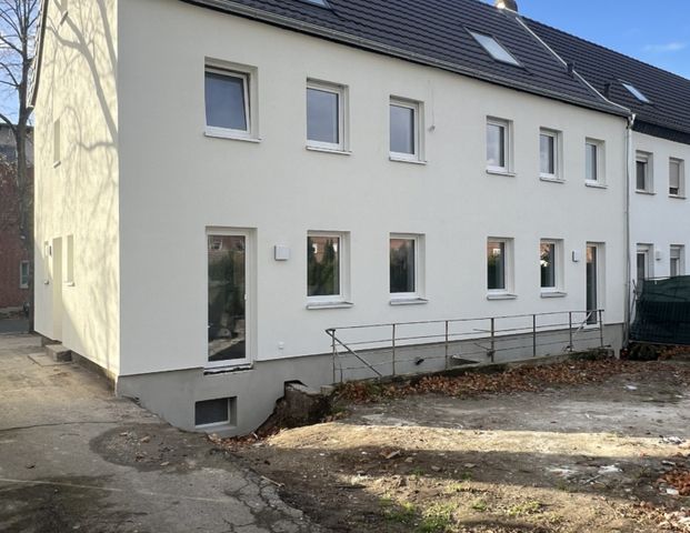 2 kleine Einfamilienhäuser, Scharnhorststraße 118 + 120 - Foto 1