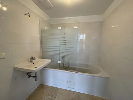 Exklusive und qualitativ hochwertige 3-Zimmer-Neubau mit zwei Balkon/Terrassen ab August 2026 zur Miete! - Photo 5