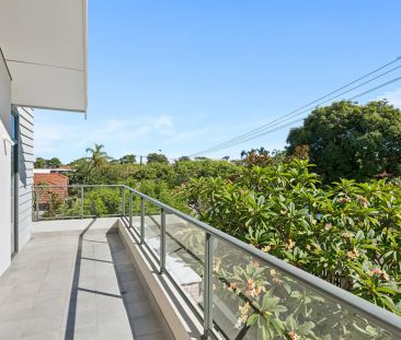 Modern Living - Photo 3