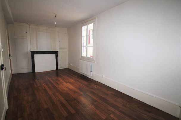 Location Appartement 2 pièces 38m² DECIZE 58300 - Photo 1