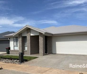 43 Hollow Drive, Andrews Farm, SA 5114 - Photo 6