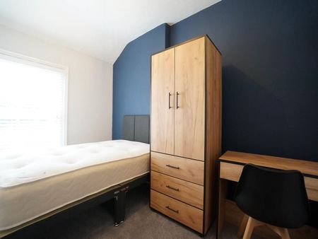 29 Holyhead Road - Photo 5