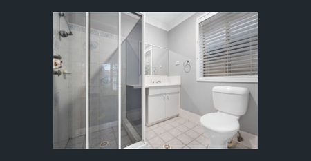 LOOKING FOR THE BEST NEST? - Photo 3