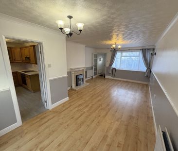 Heighams, Harlow - Photo 1