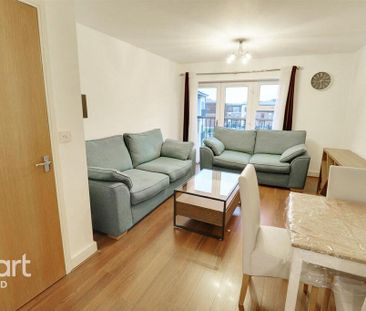 2 bedroom flat to rent - Photo 1