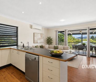 2/16 GLASSEY ST - Photo 2