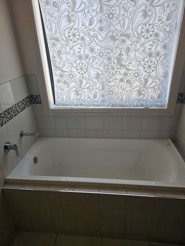 Edwardstown - Photo 5