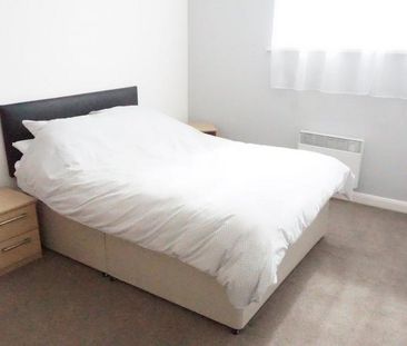2 bedroom flat to rent - Photo 6