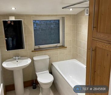 2 bedroom terraced house to rent - Photo 3