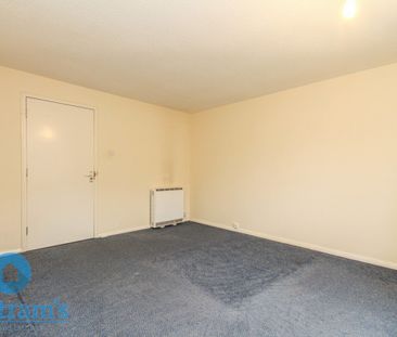 2 bed Apartment for Rent - Photo 3