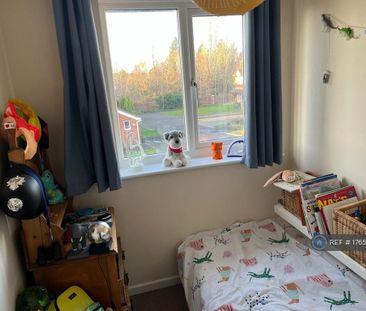 3 bedroom semi-detached house to rent - Photo 6