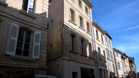 location Appartement F3 DE 79.43m² À AVIGNON - Photo 3