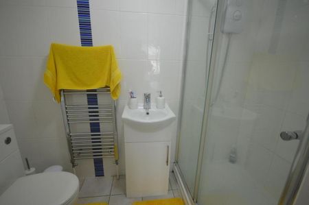 3 bedroom house to rent - Photo 2