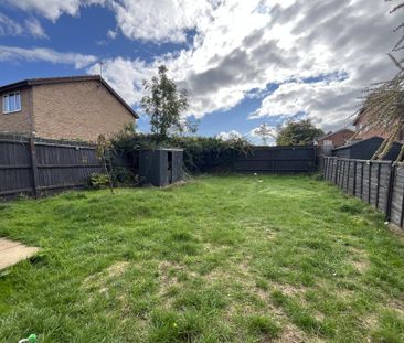 2 bedroom end of terrace house to rent - Photo 2