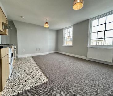 1 bedroom property to rent - Photo 1