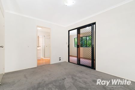 Townhouse in the heart of West End - Photo 3