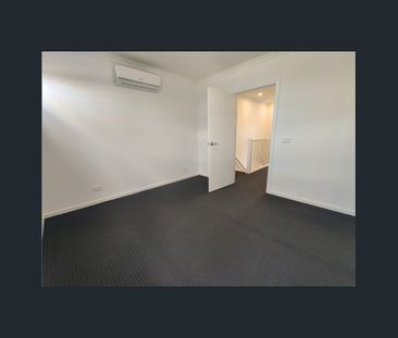 A Well-Balanced Home Designed for Everyday Living ！ - Photo 3