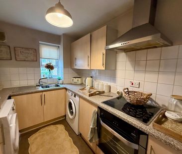 2 Bedroom Flat To Let - Photo 6