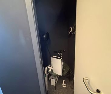 6 Bed Premium Ensuite - Photo 6