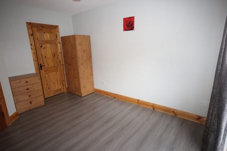 48a Whitethorn Grove, Gortlee, Letterkenny, Co. Donegal F92 W443 - Photo 4