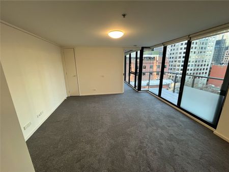 1010/668 Bourke Street - Photo 2