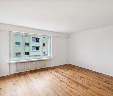 Gepflegte 4.5-Zimmer-Wohnung mit Balkon in Bülach - Photo 3