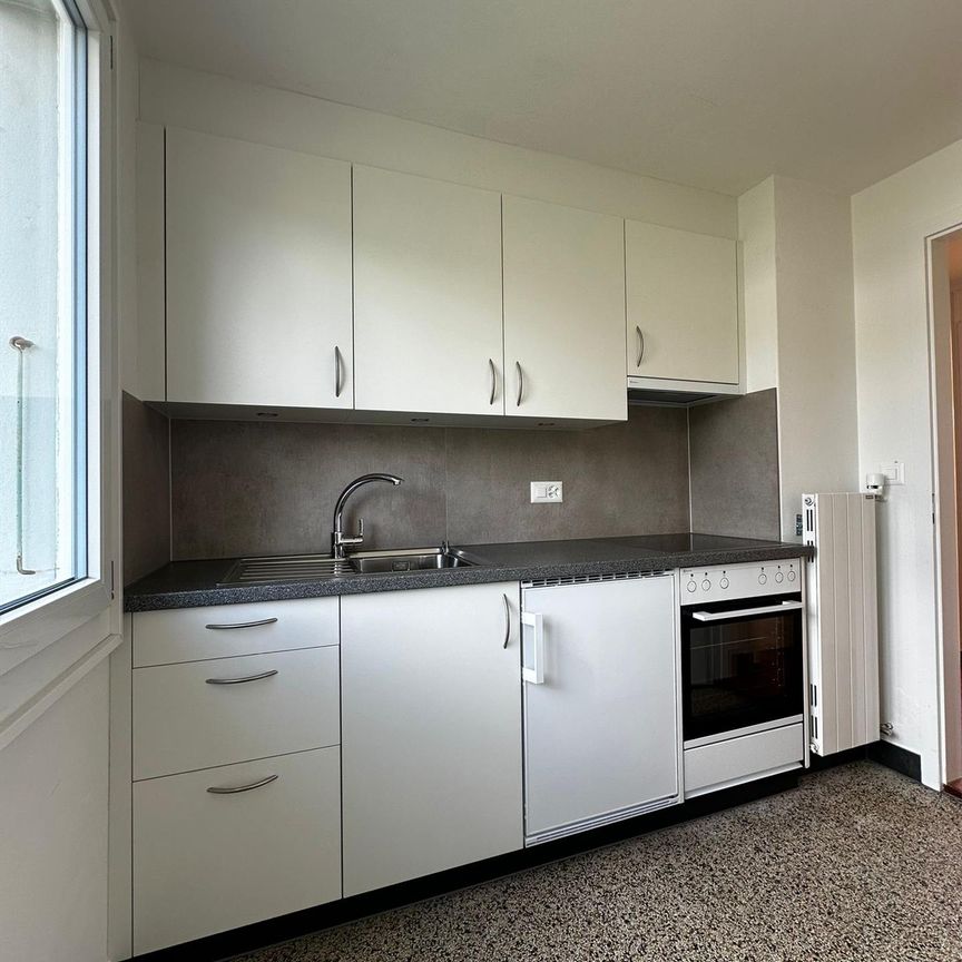 ruhige 2-Zimmerwohnung in Brügg BE - Photo 1