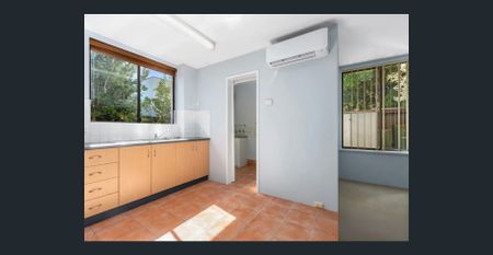 Unfurnished 3 bedroom townhouse opposite Westfield Booragoon - Photo 5