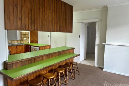 9 Aminya Place, Orange NSW 2800 - House For Rent | Domain - Photo 3